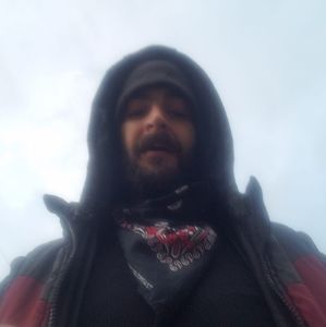 Meet your Posher, Zachary